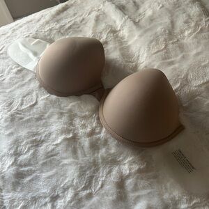 Seamless Tan Strapless Bra
